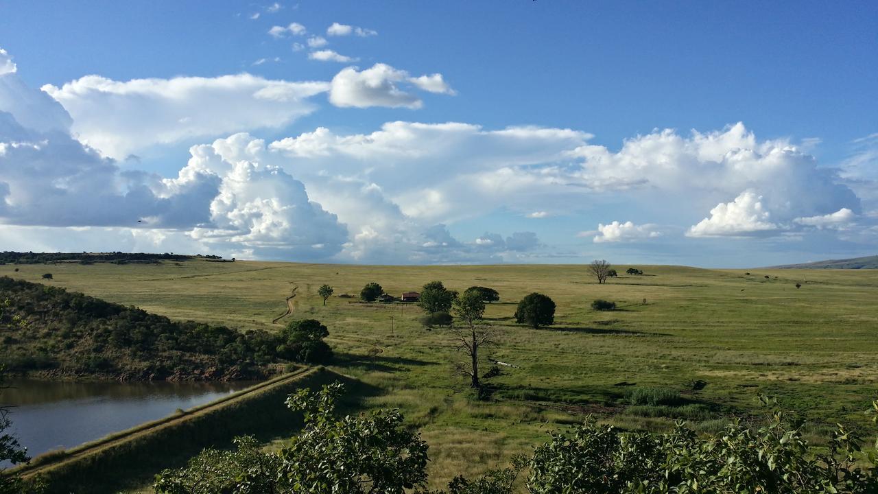 Ezemvelo Nature Reserve Hotel Vaalplaas Bagian luar foto